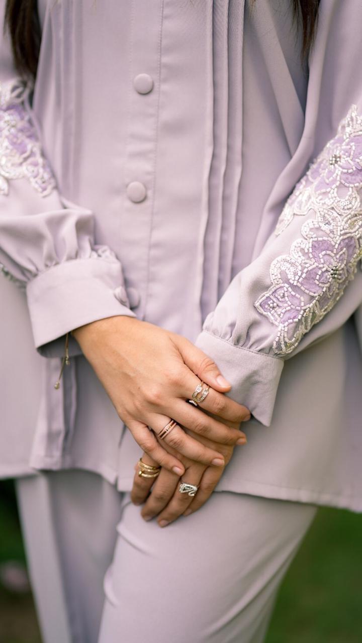 mystique mauve