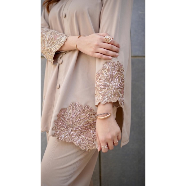 beige fleur