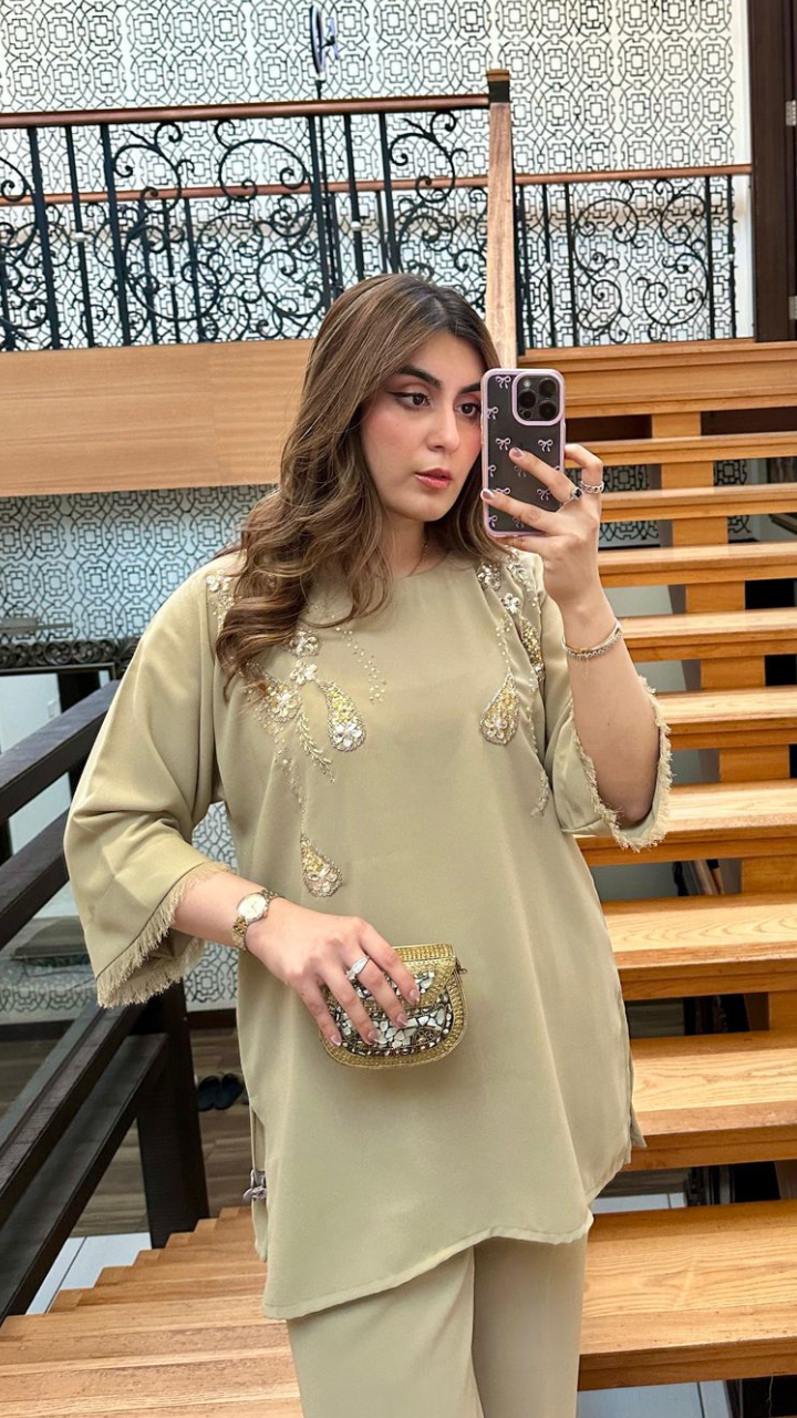 blush elan